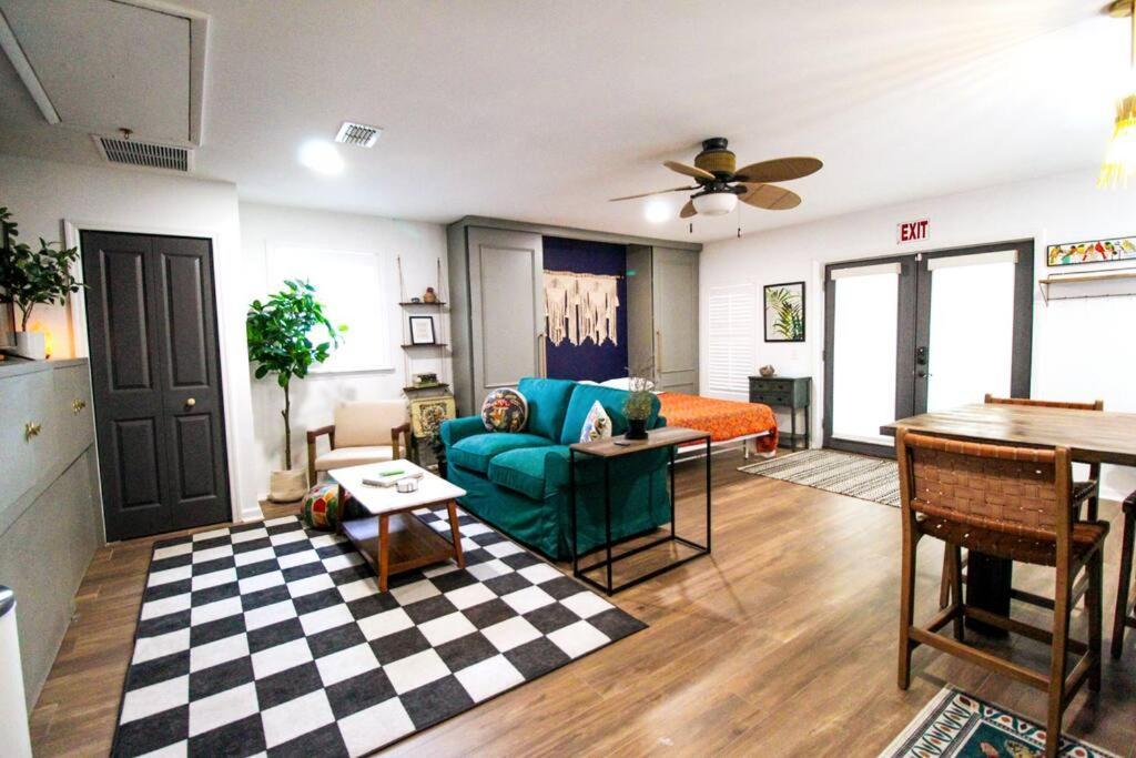 The Mini Moody - Luxurious Home Recently Renovated Close To Beach & Downtown セント・オーガスティン エクステリア 写真