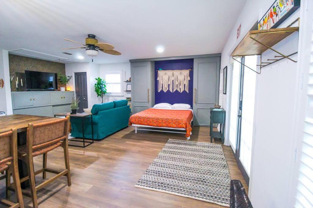 The Mini Moody - Luxurious Home Recently Renovated Close To Beach & Downtown セント・オーガスティン エクステリア 写真