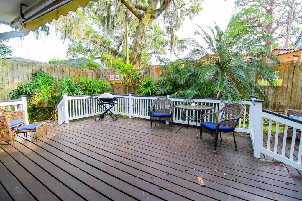 The Mini Moody - Luxurious Home Recently Renovated Close To Beach & Downtown セント・オーガスティン エクステリア 写真